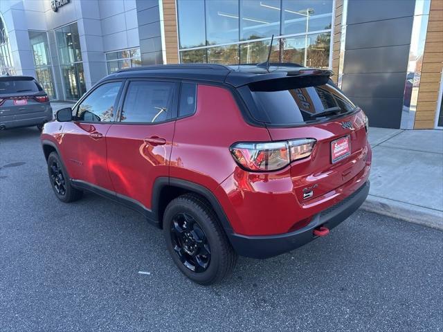 new 2024 Jeep Compass car, priced at $44,435