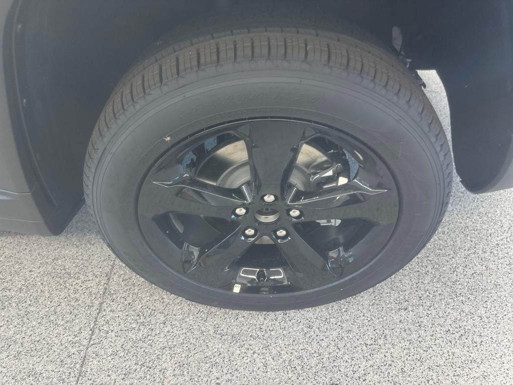 new 2025 Jeep Grand Cherokee L car, priced at $57,760