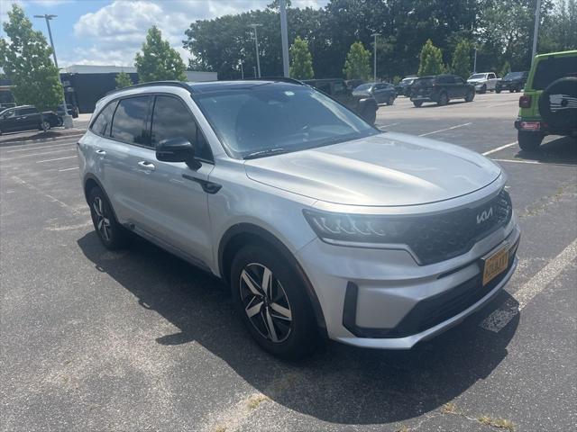 used 2022 Kia Sorento car, priced at $26,995