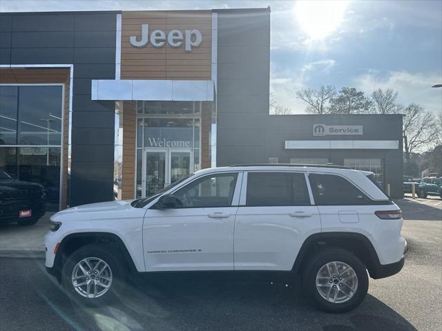 new 2025 Jeep Grand Cherokee car, priced at $43,375