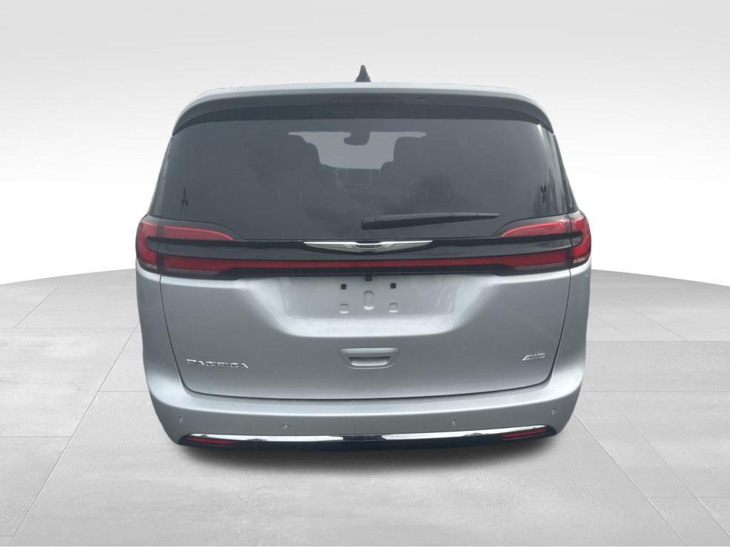 new 2026 Chrysler Pacifica car, priced at $54,725