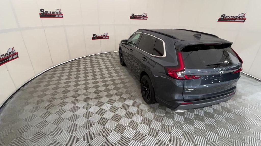 used 2024 Honda CR-V Hybrid car, priced at $33,700
