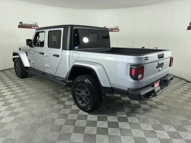 used 2024 Jeep Gladiator car, priced at $36,904