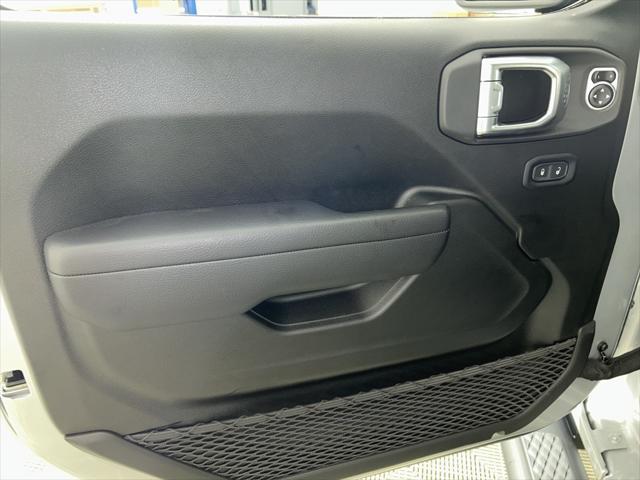 used 2024 Jeep Gladiator car, priced at $37,000