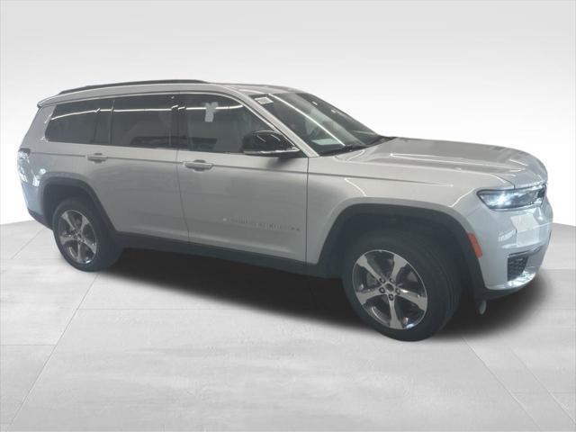 new 2025 Jeep Grand Cherokee L car, priced at $55,730