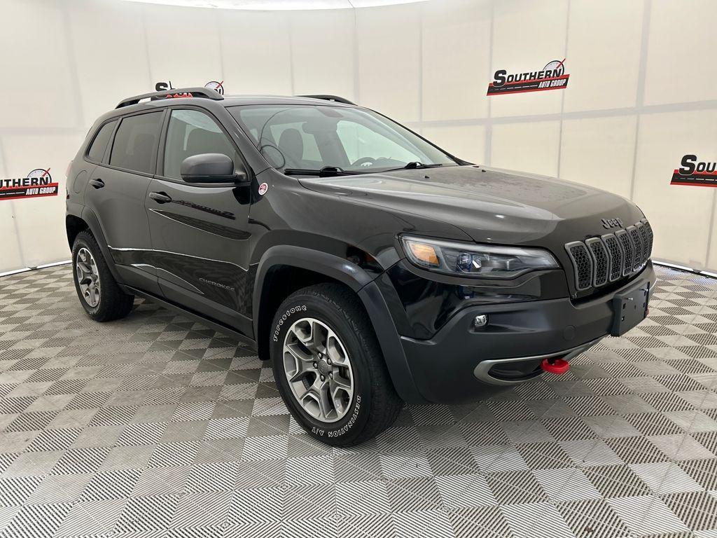 used 2020 Jeep Cherokee car, priced at $20,999