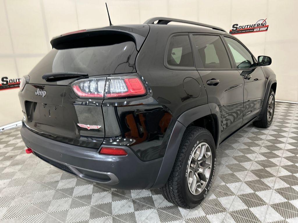 used 2020 Jeep Cherokee car, priced at $20,999