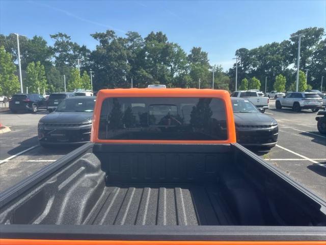 new 2025 Jeep Gladiator car, priced at $55,095