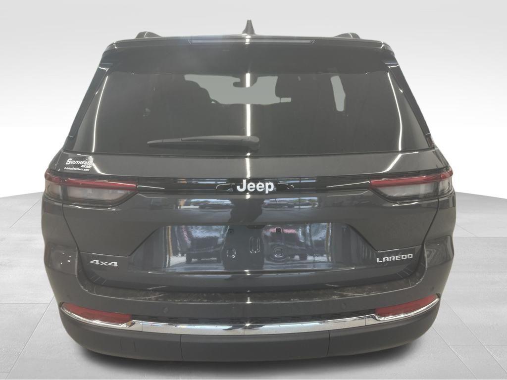 new 2025 Jeep Grand Cherokee car, priced at $44,170