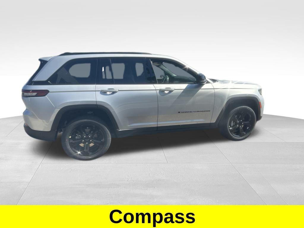new 2025 Jeep Grand Cherokee car, priced at $48,375