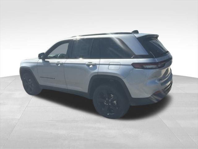 new 2025 Jeep Grand Cherokee car, priced at $48,375