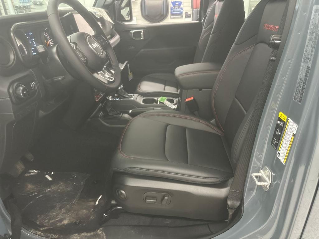 new 2025 Jeep Wrangler car, priced at $67,280