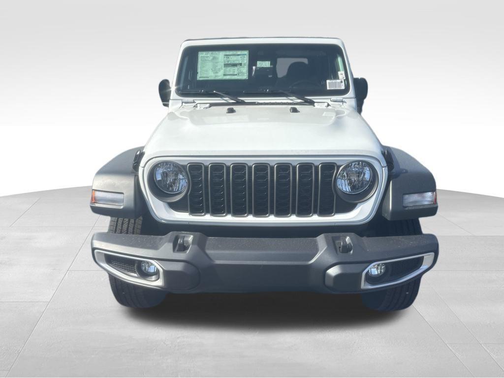 new 2025 Jeep Gladiator car, priced at $47,310