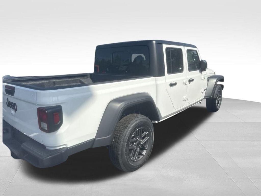 new 2025 Jeep Gladiator car, priced at $47,310