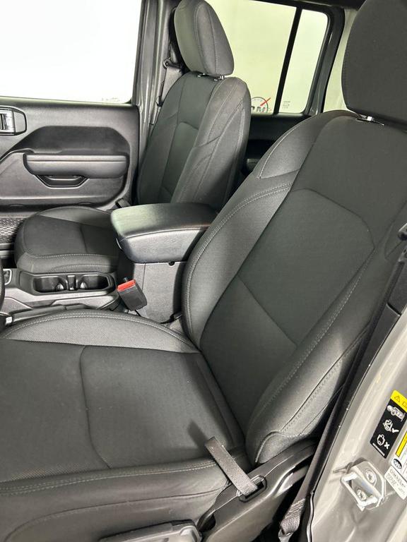 used 2022 Jeep Wrangler Unlimited car, priced at $28,497