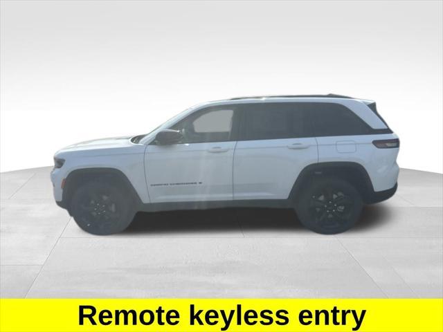 new 2025 Jeep Grand Cherokee car, priced at $47,780