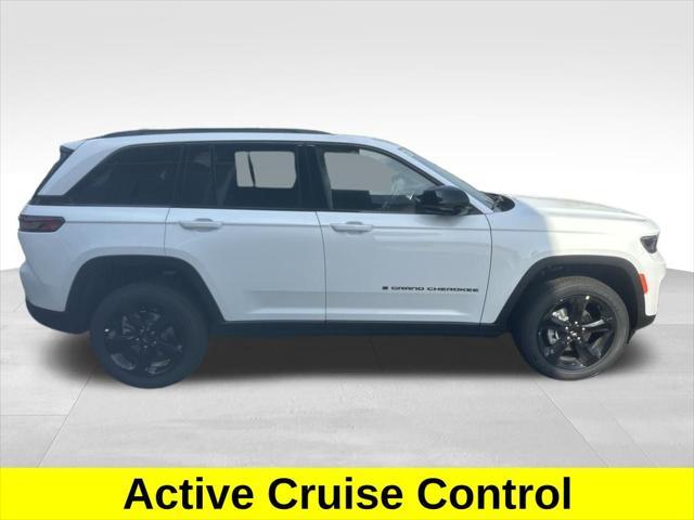 new 2025 Jeep Grand Cherokee car, priced at $47,780
