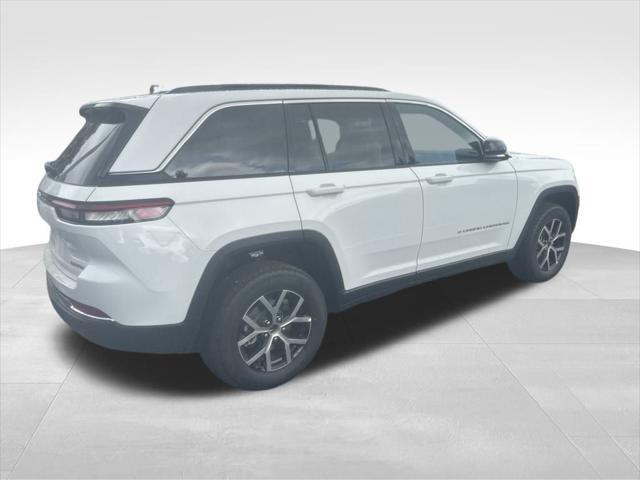 new 2025 Jeep Grand Cherokee car, priced at $49,415