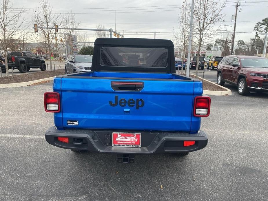 new 2023 Jeep Gladiator car