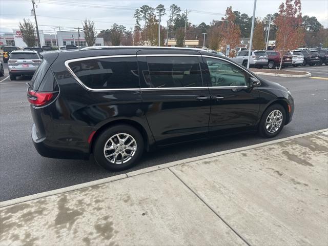 used 2021 Chrysler Pacifica car, priced at $25,631