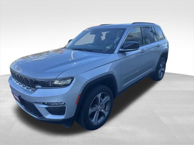 new 2024 Jeep Grand Cherokee car, priced at $60,135