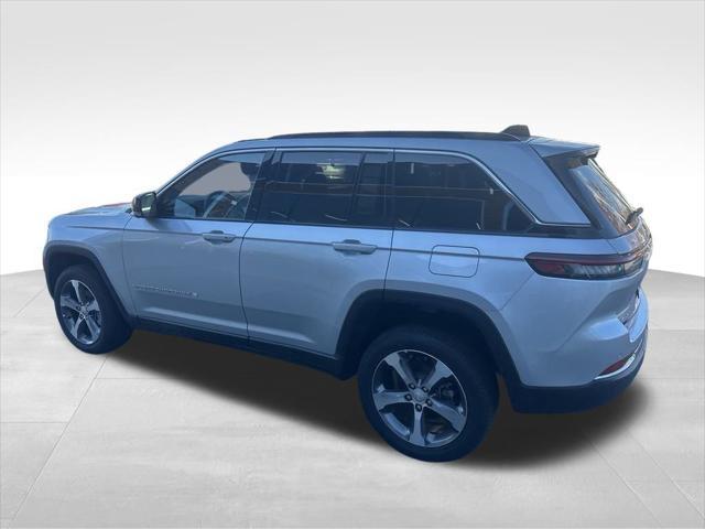 new 2024 Jeep Grand Cherokee car, priced at $60,135