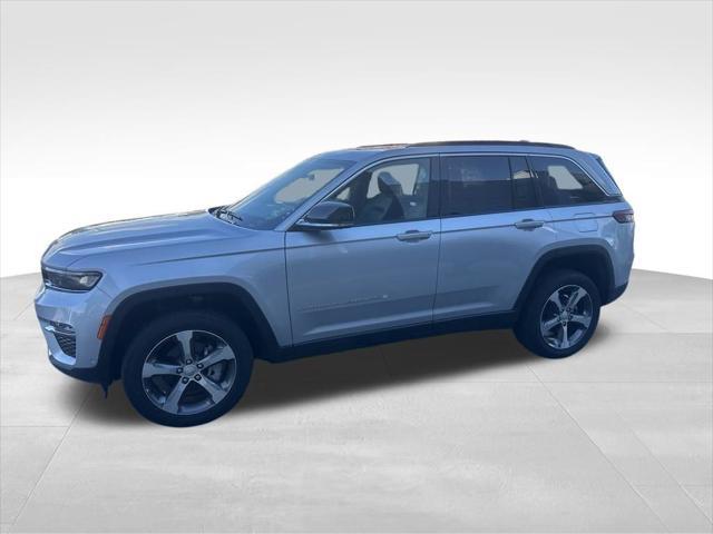 new 2024 Jeep Grand Cherokee car, priced at $60,135