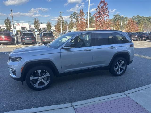 new 2024 Jeep Grand Cherokee car, priced at $60,135