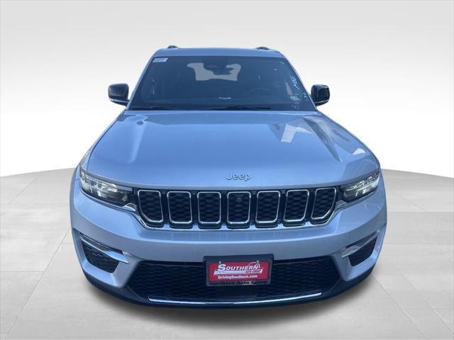 new 2024 Jeep Grand Cherokee car, priced at $60,135