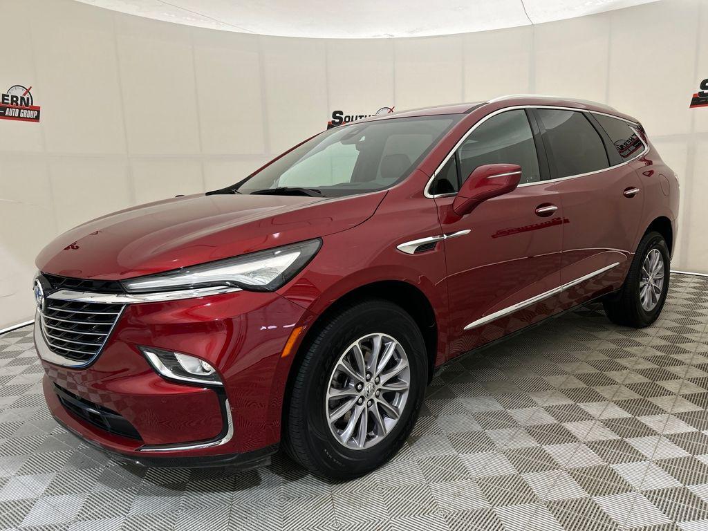 used 2024 Buick Enclave car, priced at $30,999