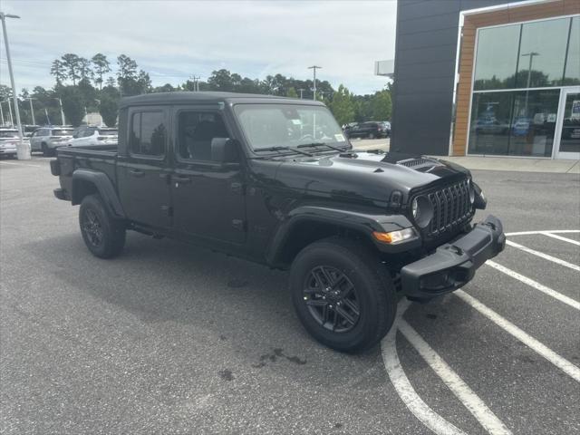 new 2025 Jeep Gladiator car, priced at $50,940