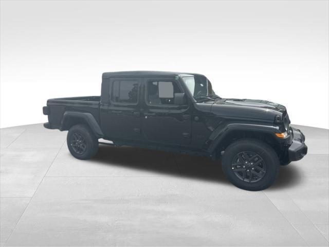 new 2025 Jeep Gladiator car, priced at $50,940