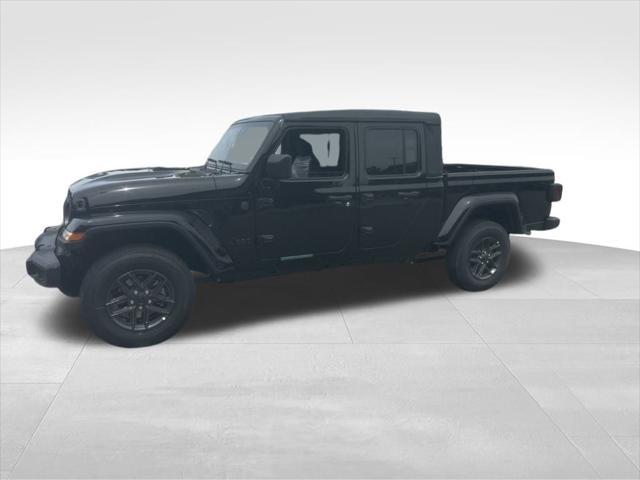 new 2025 Jeep Gladiator car, priced at $50,940