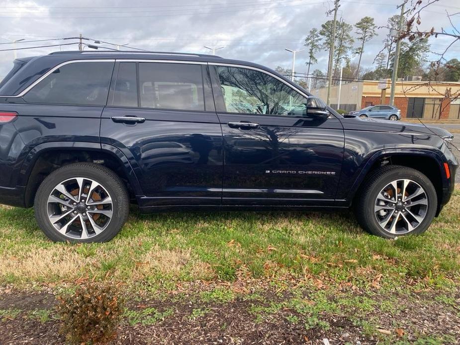 new 2024 Jeep Grand Cherokee car, priced at $72,635