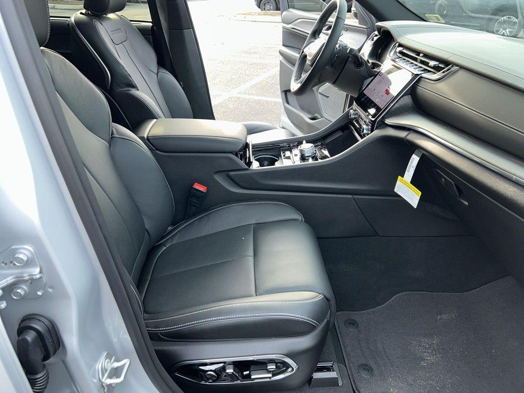 new 2024 Jeep Grand Cherokee 4xe car, priced at $81,520