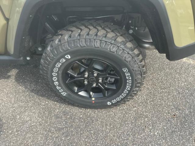 new 2025 Jeep Gladiator car, priced at $53,705