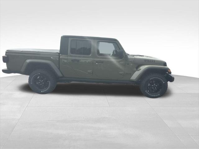 new 2025 Jeep Gladiator car, priced at $53,705
