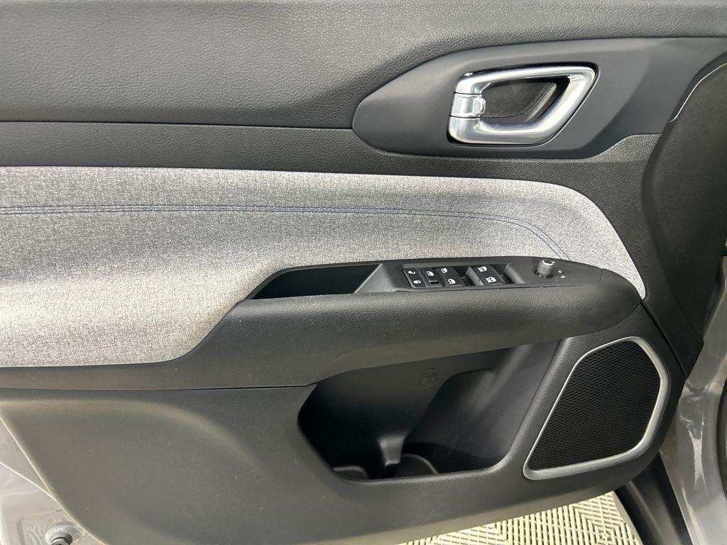 used 2024 Jeep Compass car, priced at $18,994