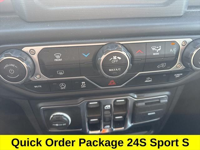 used 2023 Jeep Gladiator car, priced at $28,000