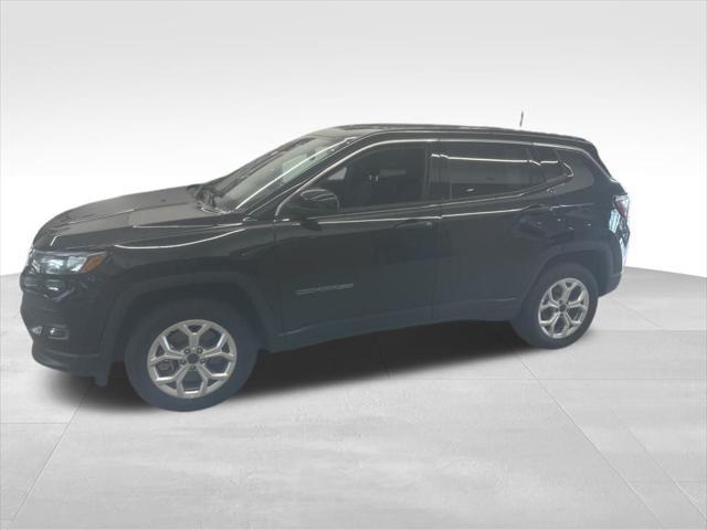 new 2025 Jeep Compass car, priced at $28,585