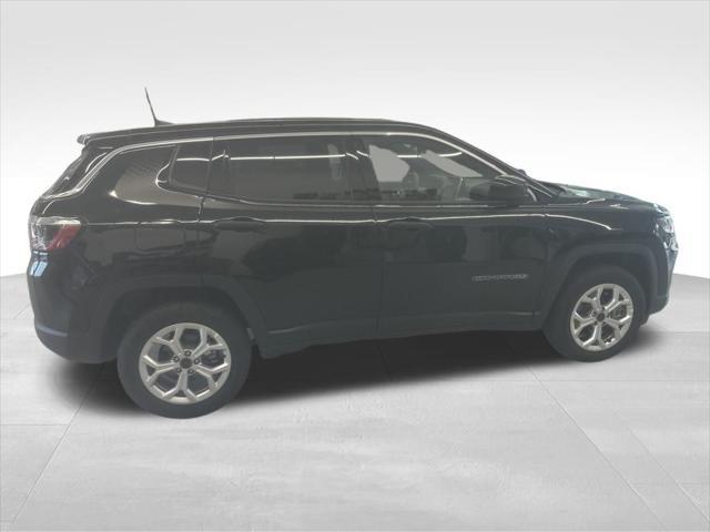 new 2025 Jeep Compass car, priced at $28,585