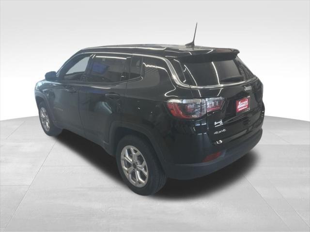 new 2025 Jeep Compass car, priced at $28,585