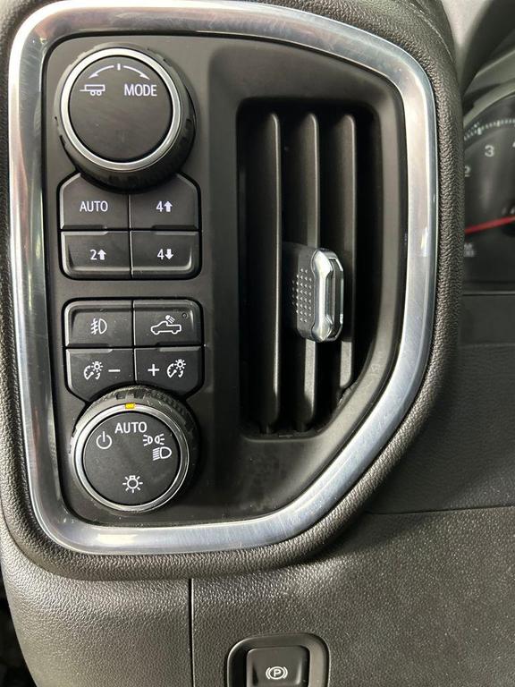 used 2022 Chevrolet Silverado 1500 car, priced at $40,784