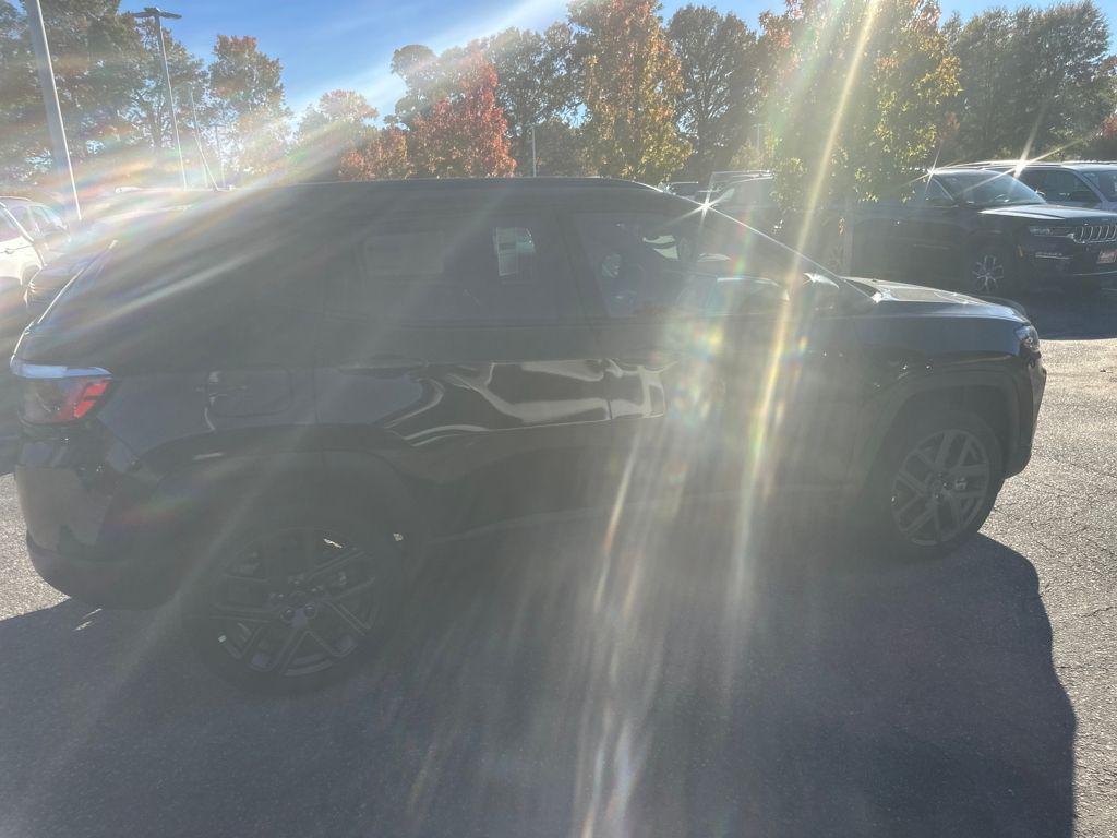 new 2026 Jeep Compass car, priced at $42,035
