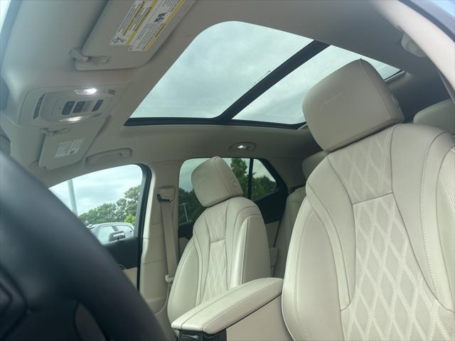 used 2022 Buick Envision car, priced at $29,357