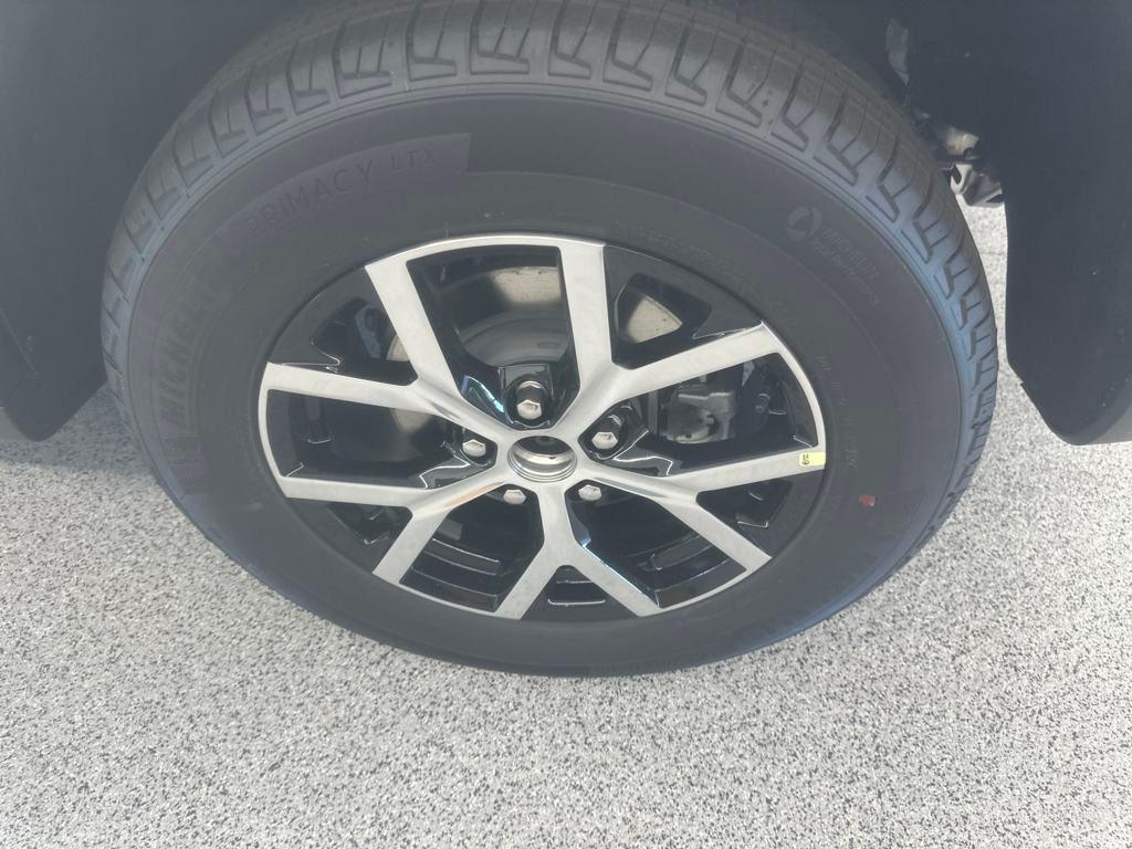 new 2025 Jeep Grand Cherokee car, priced at $52,340