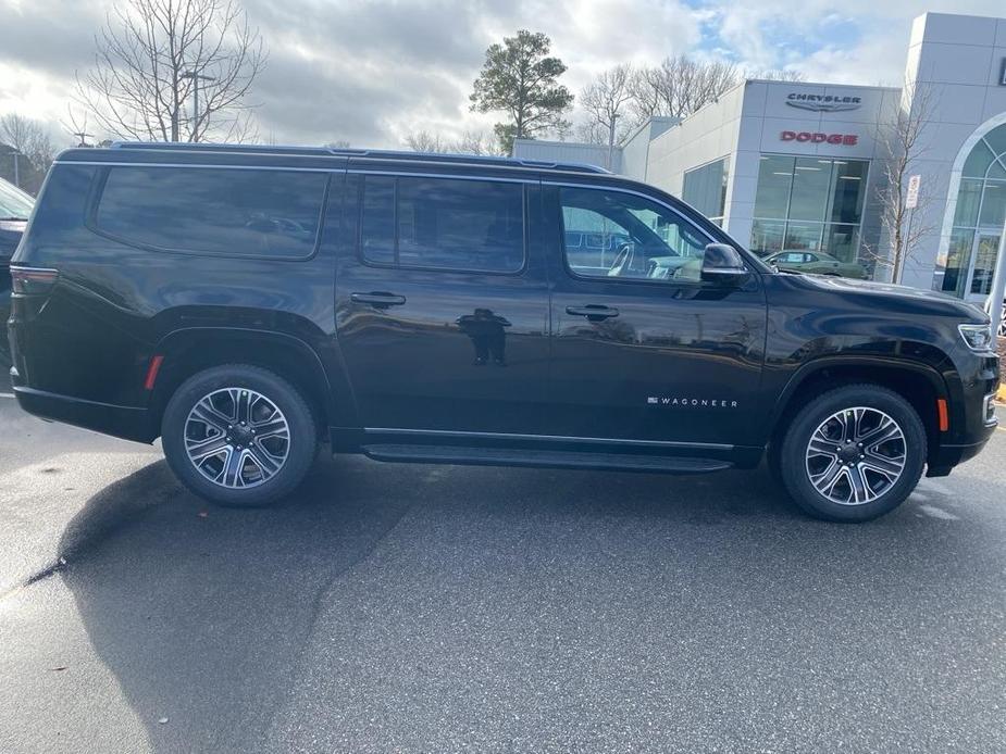 new 2024 Jeep Wagoneer L car