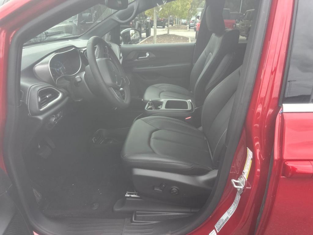 new 2026 Chrysler Pacifica car, priced at $53,130