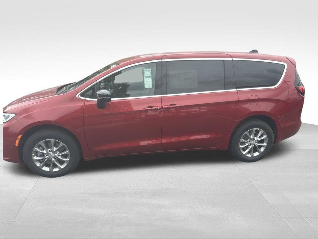 new 2026 Chrysler Pacifica car, priced at $53,130