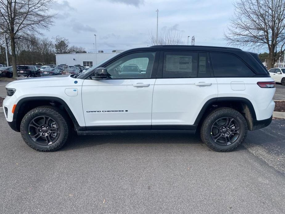 new 2024 Jeep Grand Cherokee 4xe car